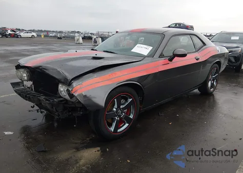2013 Dodge Challenger Rallye Redline z USA, uszkodzony, nr VIN 2C3CDYAG9DH644811